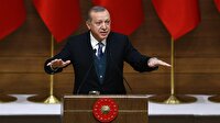 Cumhurbaşkanı Erdoğan'ı ön sıradan dinledi