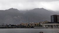 İskenderun'a yılın ilk karı düştü