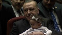 Erdoğan'ın bebekle yakından ilgilenmesi kameralara böyle yansıdı