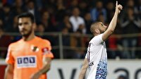 Burak Yılmaz'dan Bafetimbi Gomis mesajı