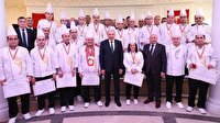 Başkan Uysal Sosyal Tesislerin madalyalı aşçılarını kutladı