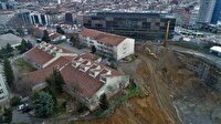 Şişli'de çökme tehlikesi geçiren okul binasının yıkımına başlandı
