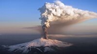 Etna Yanardağı denize doğru kayıyor!