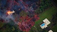 Hawaii’de yanardağ 31 evi yuttu