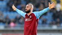 Burak Yılmaz yeni sezona yeni imajıyla hazırlanıyor