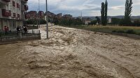 Kastamonu'da şiddetli yağış hayatı felç etti