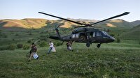 Oy pusulaları helikopterle taşındı