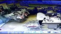 Otomobil süpermarkete böyle daldı