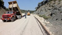 Kazma kürekle açılan yol 'duble' oluyor