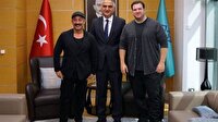 Bakan Mehmet Ersoy iki komedyenle bir araya geldi