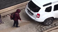 Görme engelli çocuk kaldırıma park eden araca başını çarptı