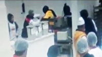 Panik anı kamerada: Kolunu kıyma makinesine kaptırdı