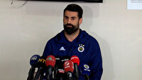 Volkan Demirel'in gözleri doldu, sesi titredi