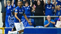 Cenk Tosun Crystal Palace yolunda