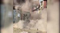 Balat'taki 3 katlı binanın çökme anı kamerada