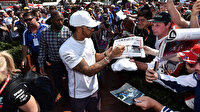 Hamilton sezona 'pole'da başlıyor