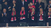 Cumhurbaşkanı Erdoğan Milli futbolcunun golünü ayakta alkışladı