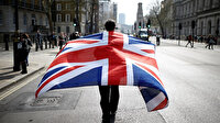 Brexit yorgunu İngilizler güçlü lider istiyor