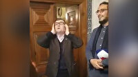 Ezanı beş farklı makamda okuyan müezzin turistleri hayran bıraktı