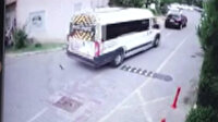 Yavru kediyi ezerek öldüren servisçi tepki gösteren kadını dövdü