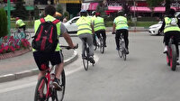 Görme engelli vatandaşlar bisikletle şehir turu yaptı