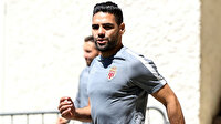 Radamel Falcao Metz maçının kadrosundan çıkartıldı