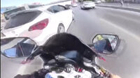 Makas atan motosikletli kazadan kıl payı kurtuldu