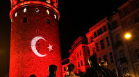 Galata Kulesi kırmızı beyaza büründü