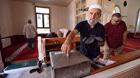 Yetim dostu cami: Evsizleri de bağrına bastı