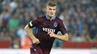 Trabzonsporlu Sörloth hastaneye kaldırıldı