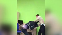 Rusya'da öğretmen ile öğrenci tekme tokat kavga etti
