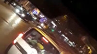 Trafik magandaları caddeyi kapatıp drift yaptı