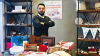 Ülke ülke dolaşıp dünyaya logolu çikolata satıyor