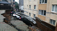 İstanbul Kartal'da bir sitenin otoparkında duvar çöktü
