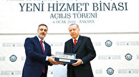 Hem derviş hem akıncı