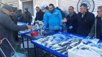Afyonkarahisar'da balıkçı 10 liralık hamsiyi 35 liraya satınca belediye tanzim satışa başladı