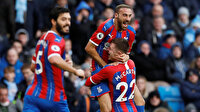 Cenk Tosun Crystal Palace formasıyla ilk golünü attı