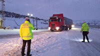Karın etkili olduğu Bolu-Zonguldak kara yolu tır geçişine kapatıldı