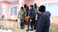 Doğum sancıları tutan kadın, 5 saatlik karla mücadele sonunda hastaneye ulaştırıldı