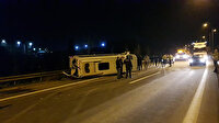 Düğünden dönen aileyi taşıyan minibüs devrildi: 10 yaralı