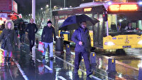 Gece saatlerinden beri etkili olan sağanak Anadolu Yakası'nda vatandaşlara zor anlar yaşattı