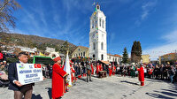 Yunanistan’da kilise meydanı ezan ve zafer marşlarıyla inledi