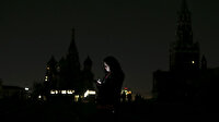 Kremlin Sarayı karanlığa gömüldü