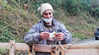 Koronavirüs nedeniyle gelenleri kontrol etmek için mahalle girişine kapı yerleştirdiler