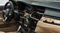 Küçükçekmece'de lüks otomobilin tüm elektronik aksamı çalındı
