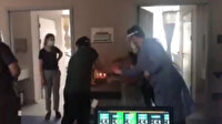 Koronavirüs tedavisi gören minik ikizlere hastanede doğum günü sürprizi