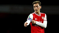 Arsenal'da Mesut Özil krizi