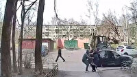 Güpegündüz annesinin yanında genç kızı kaçırdılar