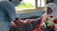 101 yaşındaki anneyi duygulandıran jest