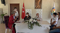 Nezaketi ile Türkiye'yi kendine hayran bırakan Burhan Amca, 30 yıl sonra yeniden nikah masasına oturdu